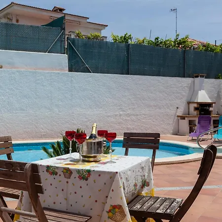 Lilia Semesterbostad Vilanova i la Geltrú